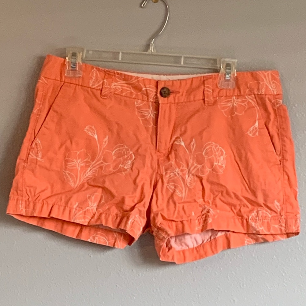 Old Navy shorts. 6.